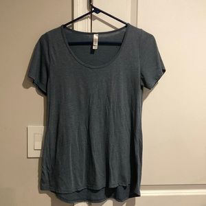 LuLaRoe Juniors Shirt
